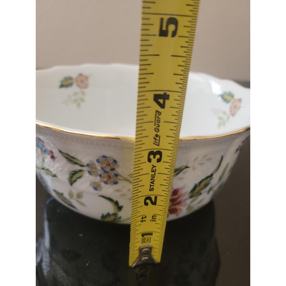 Andrea by Sadek Floral Bowl Porcelain 7.5in White Scalloped Gold Trim Japan